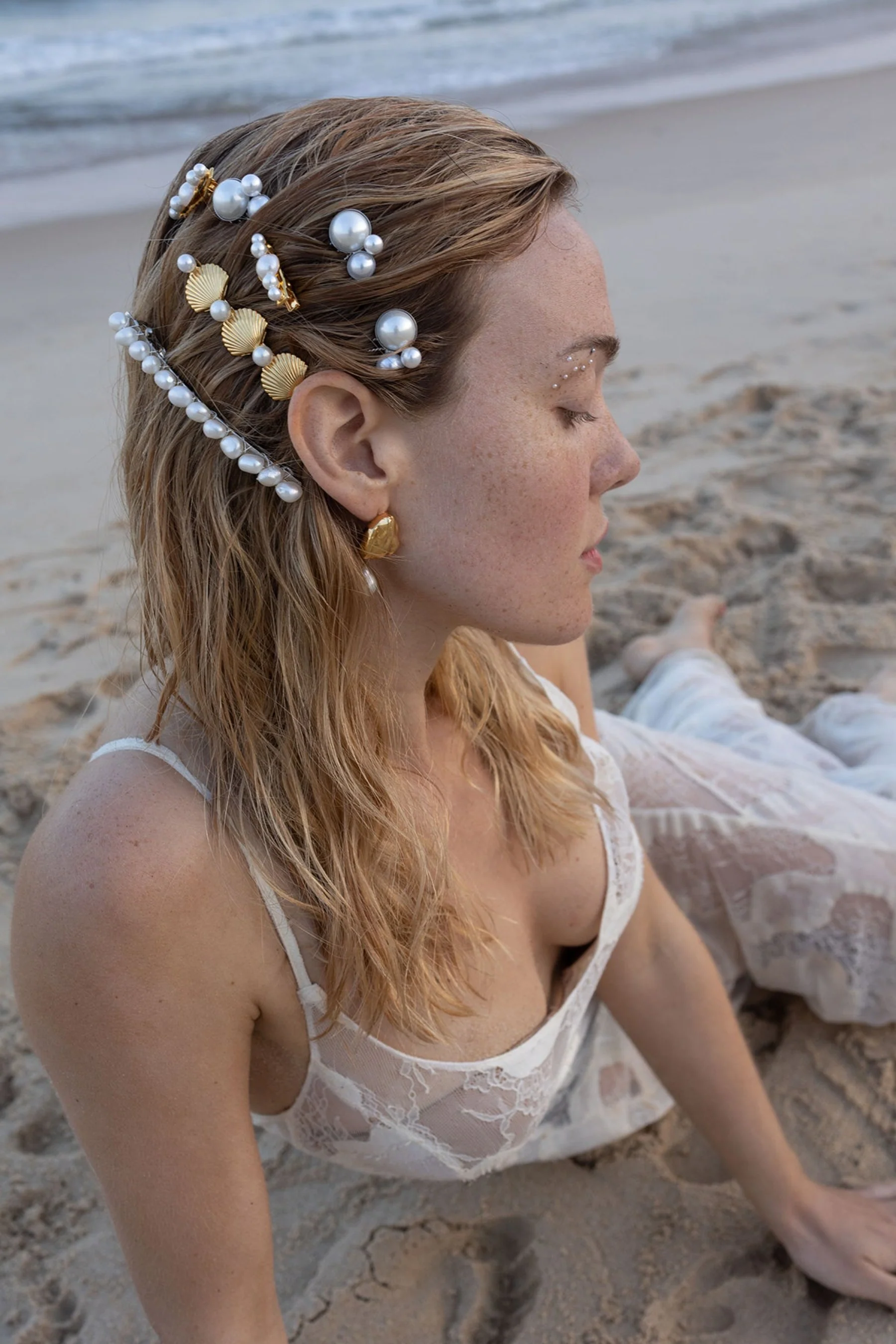 Allison Pearl Comb - Image 4