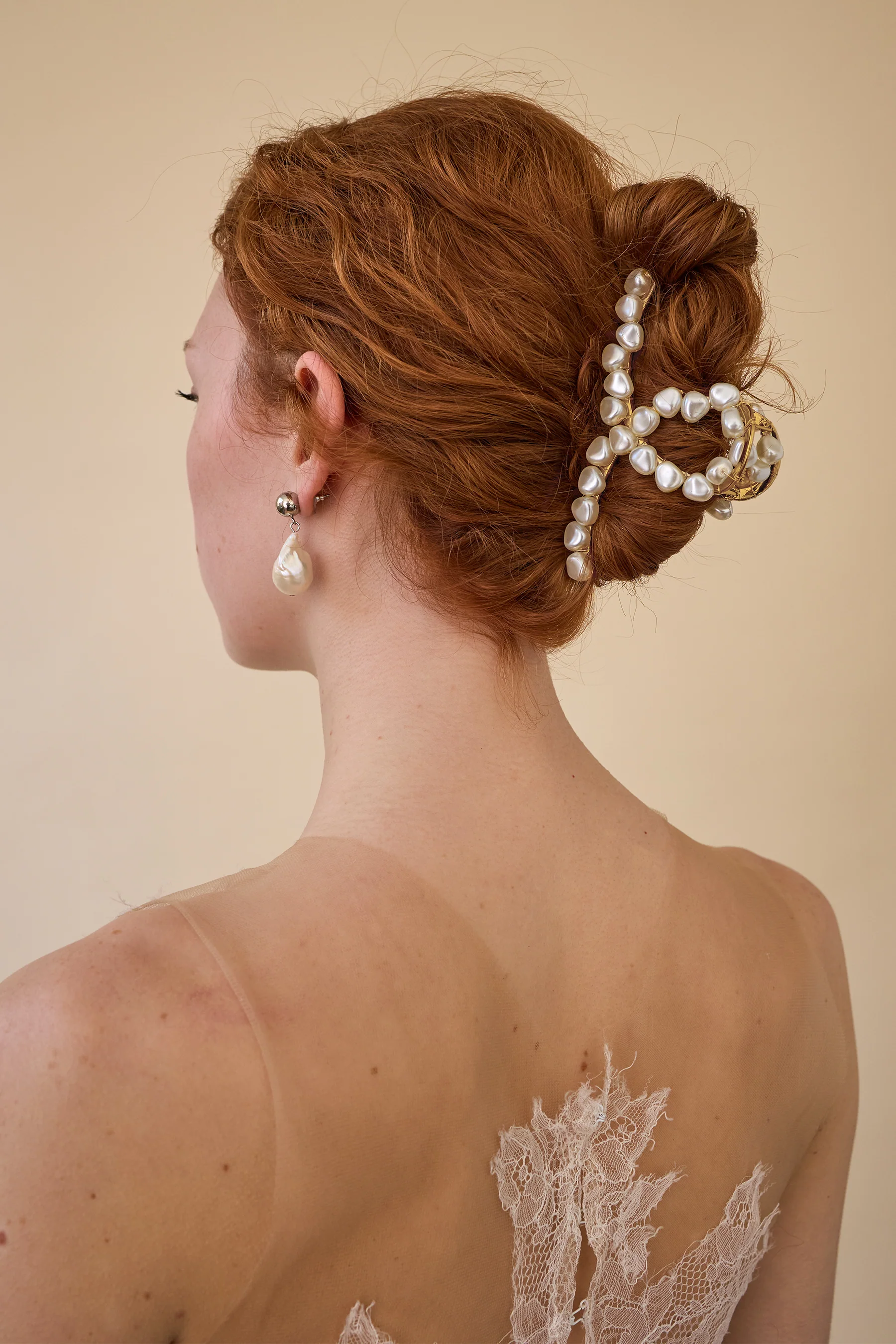 Aria Pearl Claw Clip - Image 5