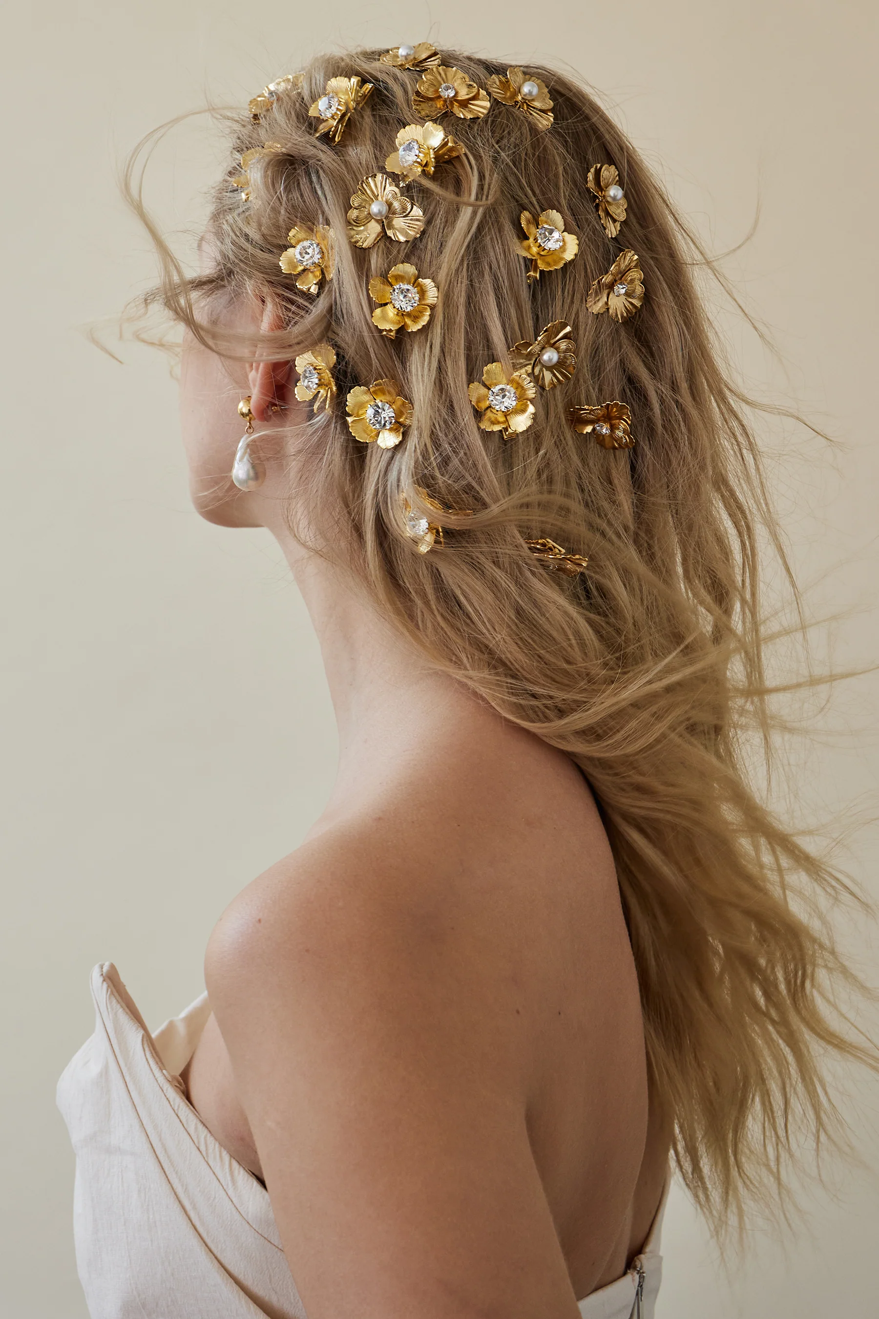 Eden Floral Crystal Clip Set - Image 4