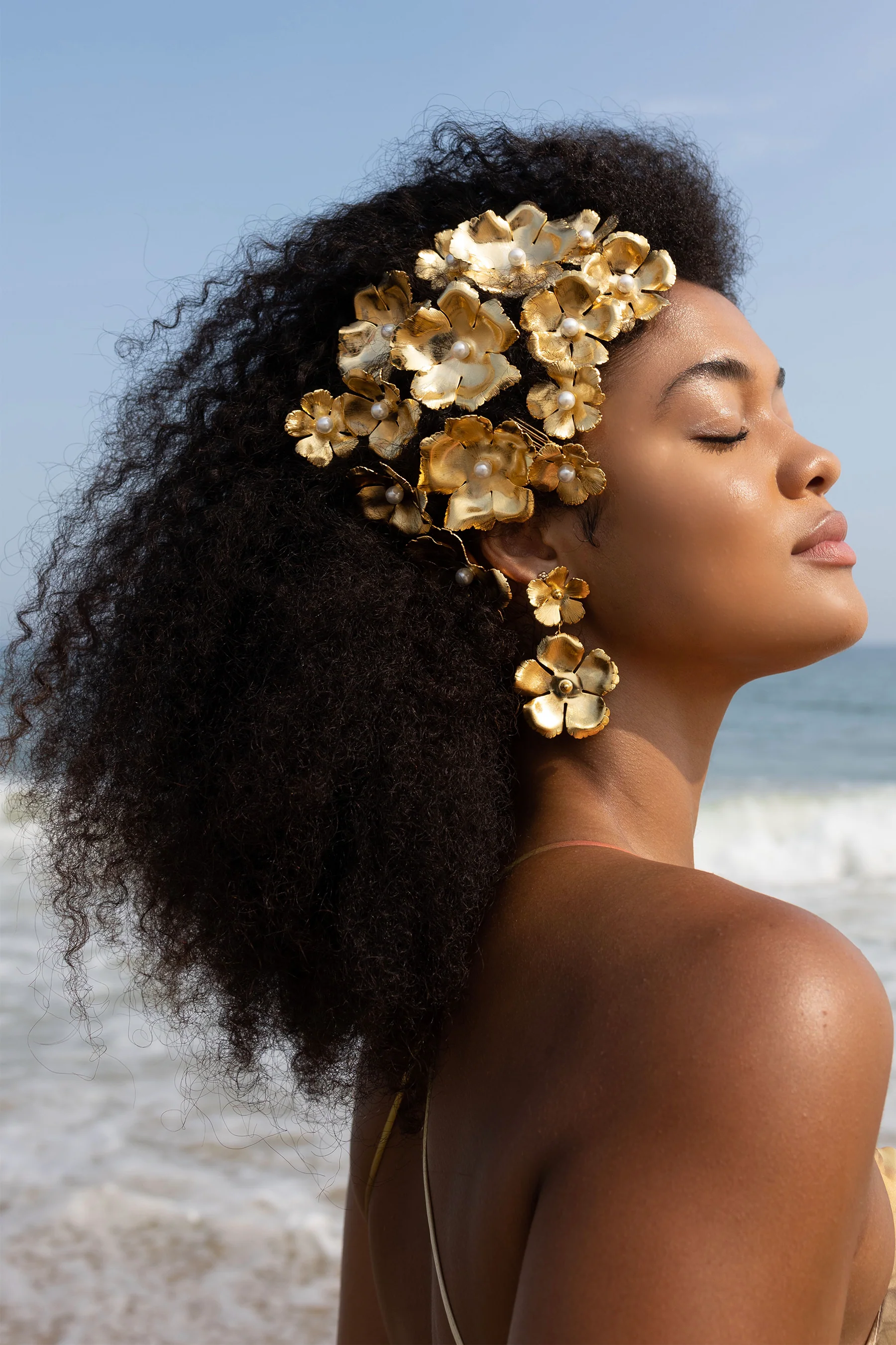 Eden Floral Earrings - Image 11