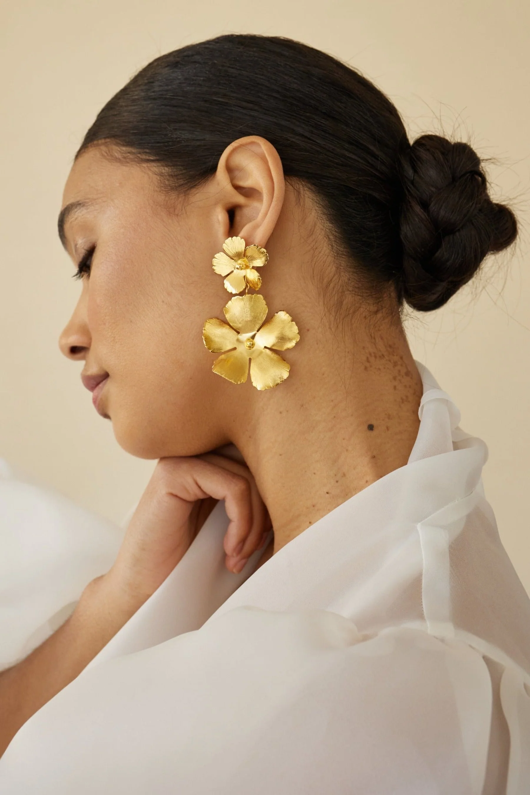 Eden Floral Earrings - Image 13