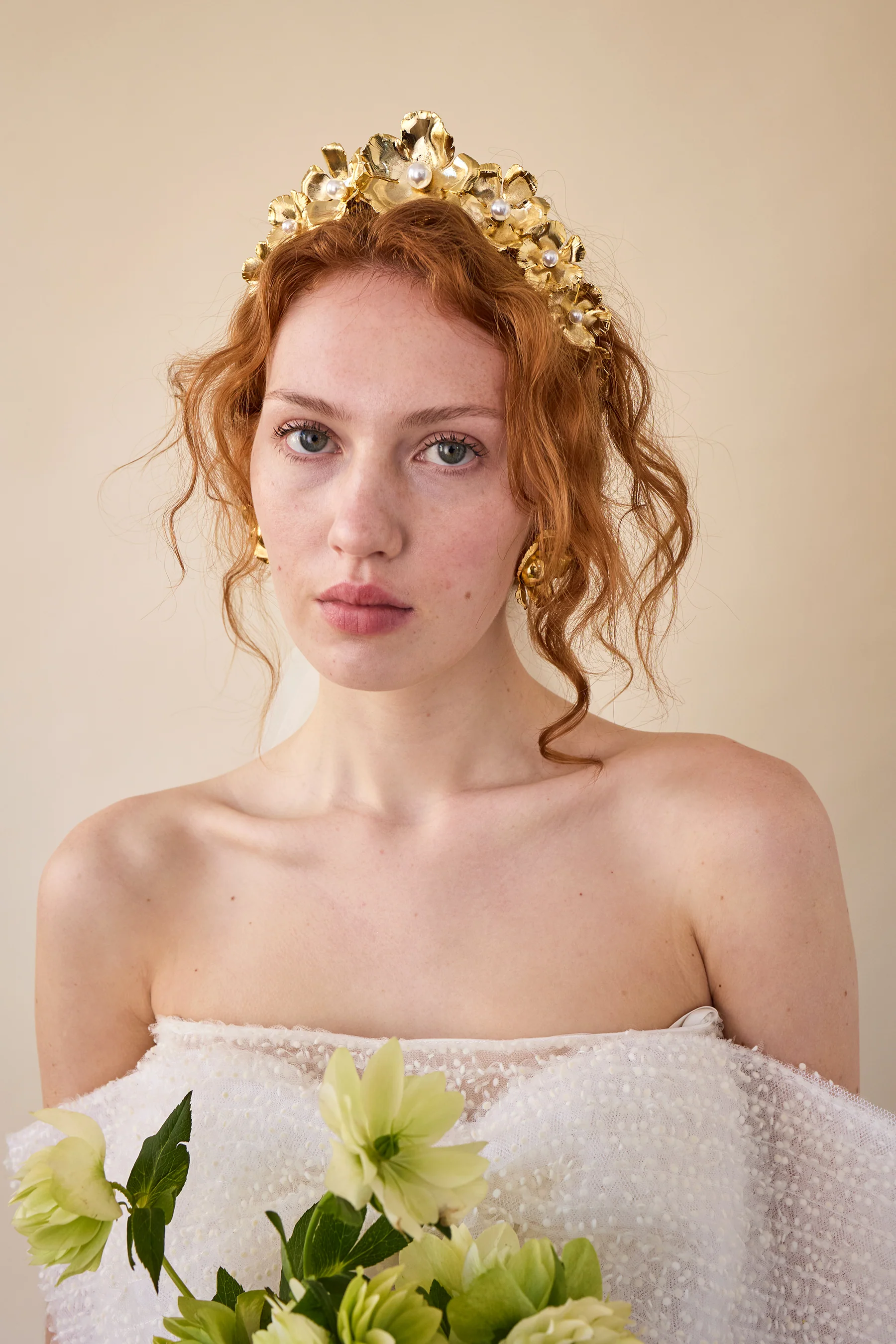 Eden Wide Pearl Crown - Image 3