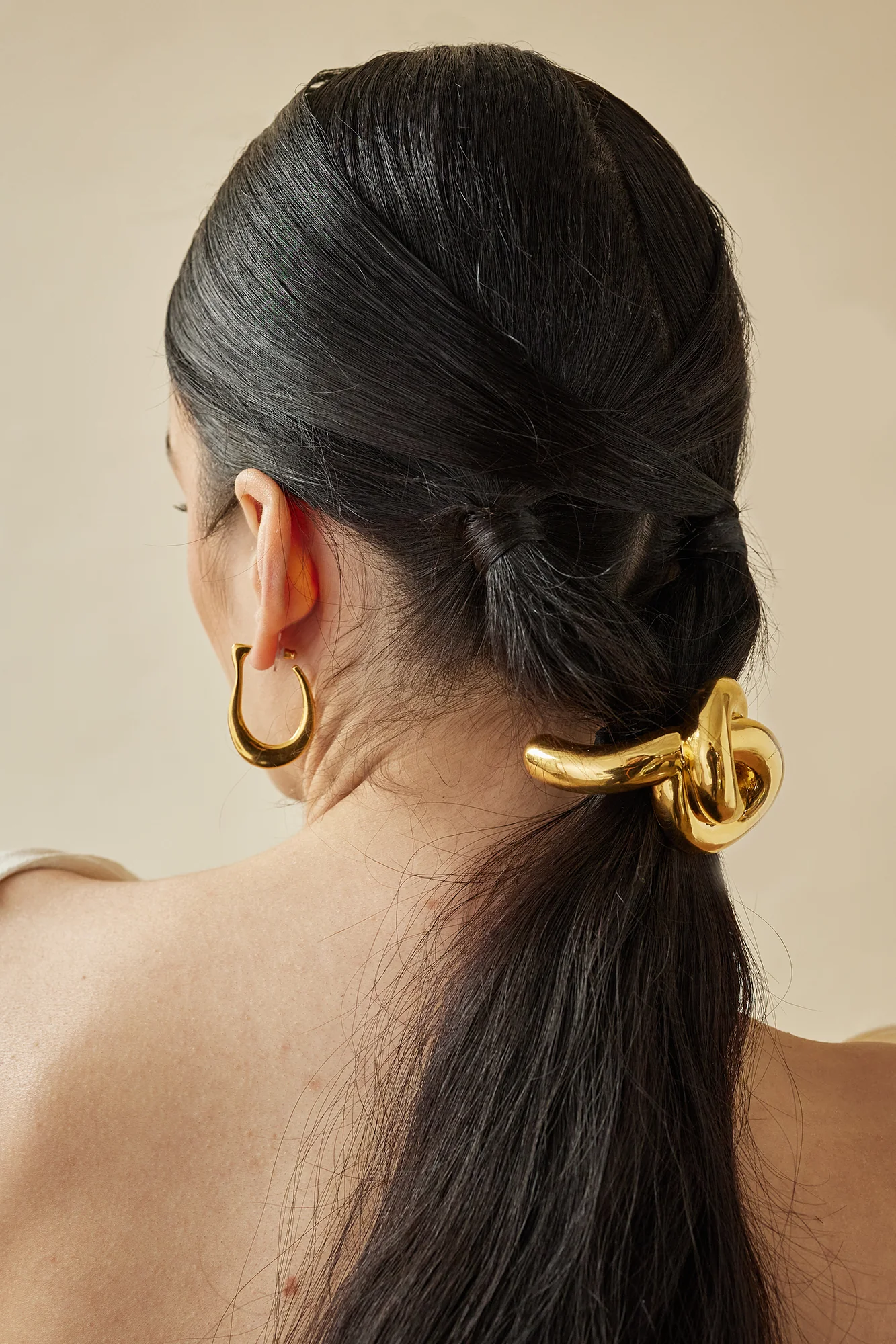 Glossy Knot Pony Cuff - Image 7