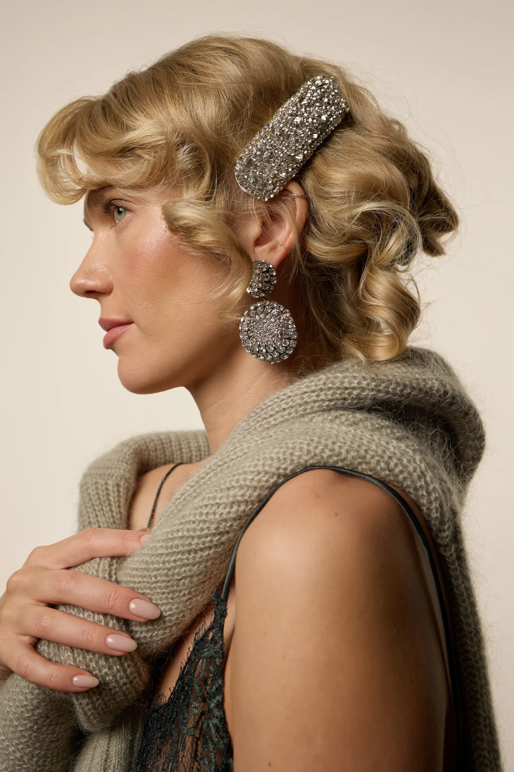 Hannah Crystal Snap Clip Set of 2 - Image 2