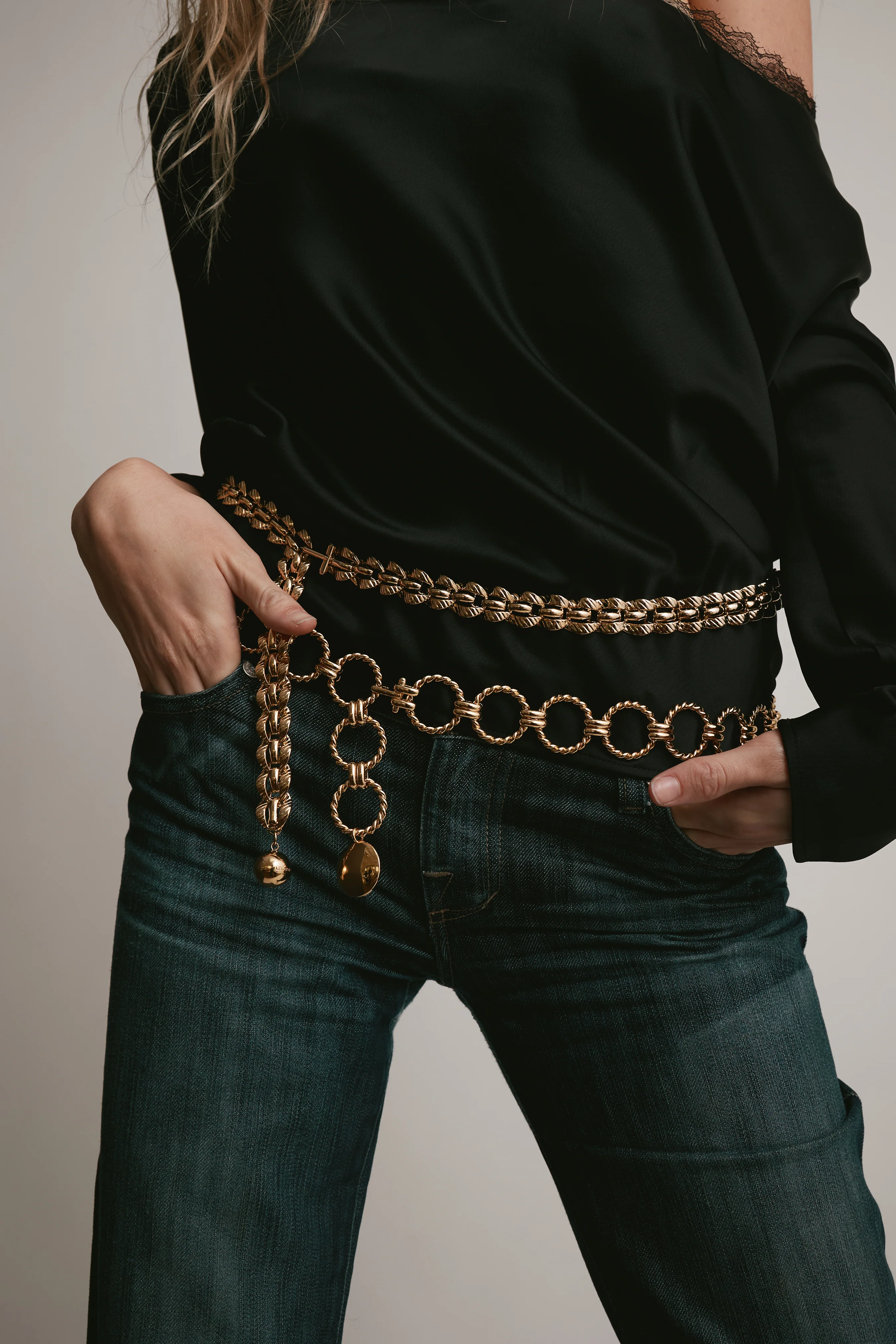 Kendra Metal Chain Belt - Image 5