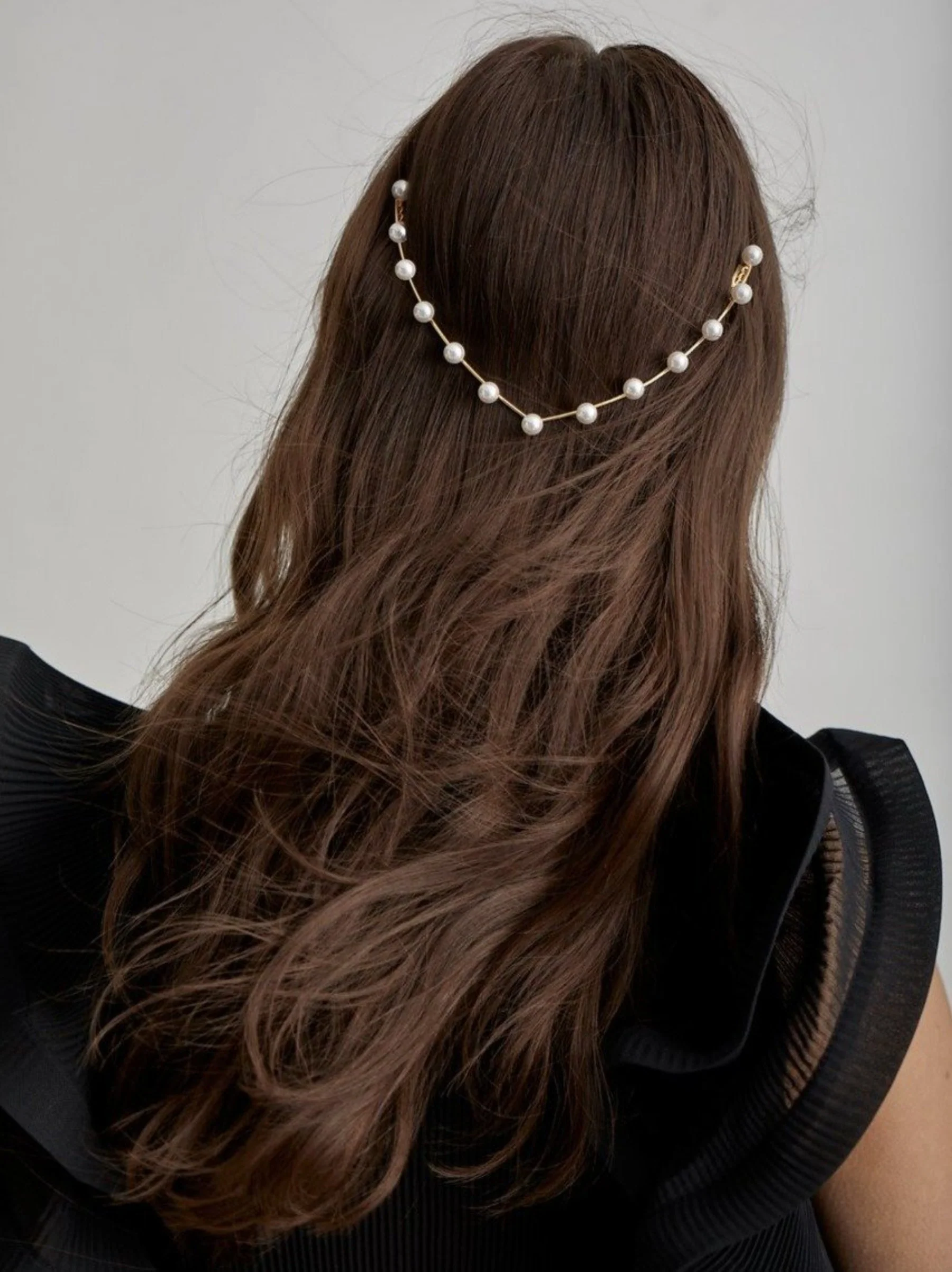 Lunar Pearl Vee Halo - Image 5