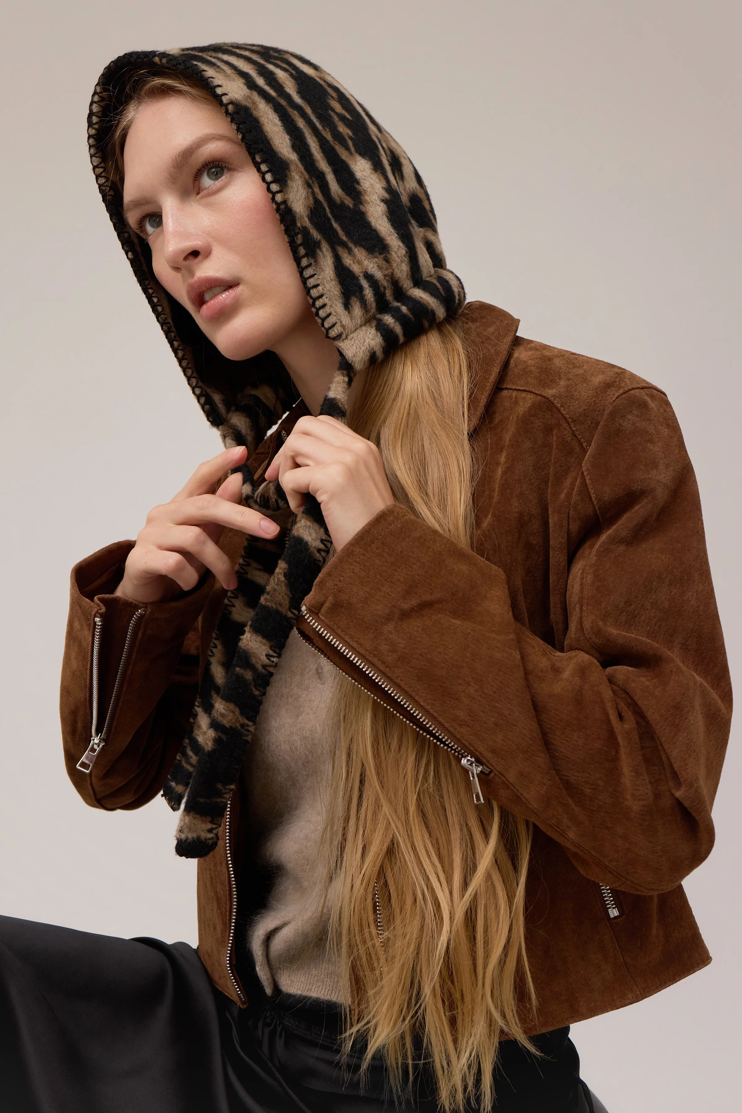 Masha Leopard Wool Hood - Image 7