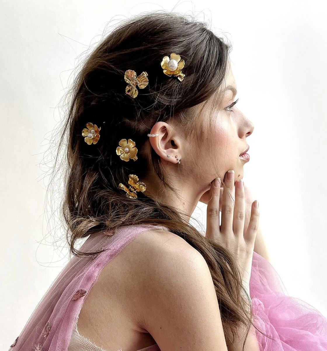 Philippa Pearl Flower Clip Set of 3 - Image 9