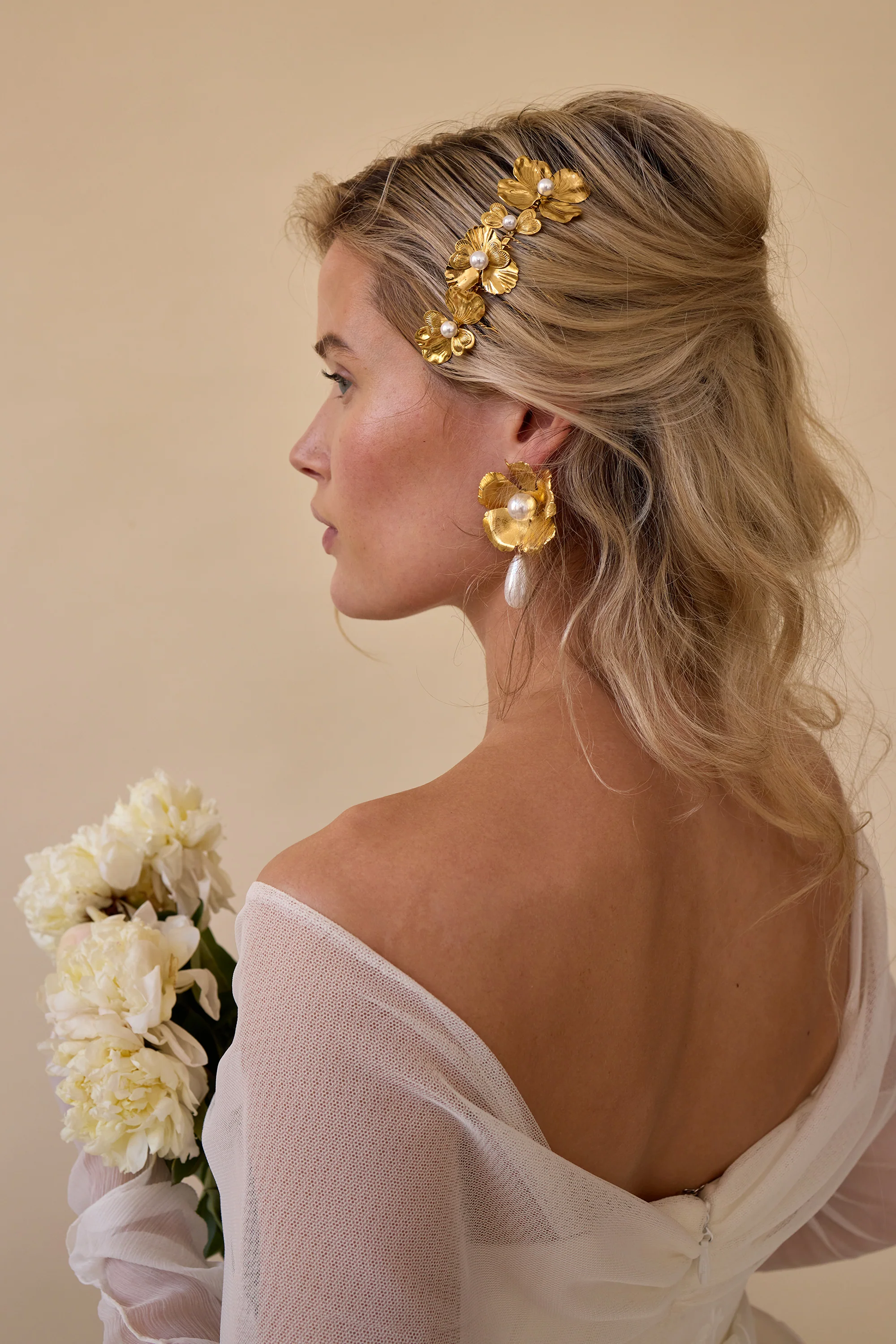 Poppy Pearl Comb - Image 3
