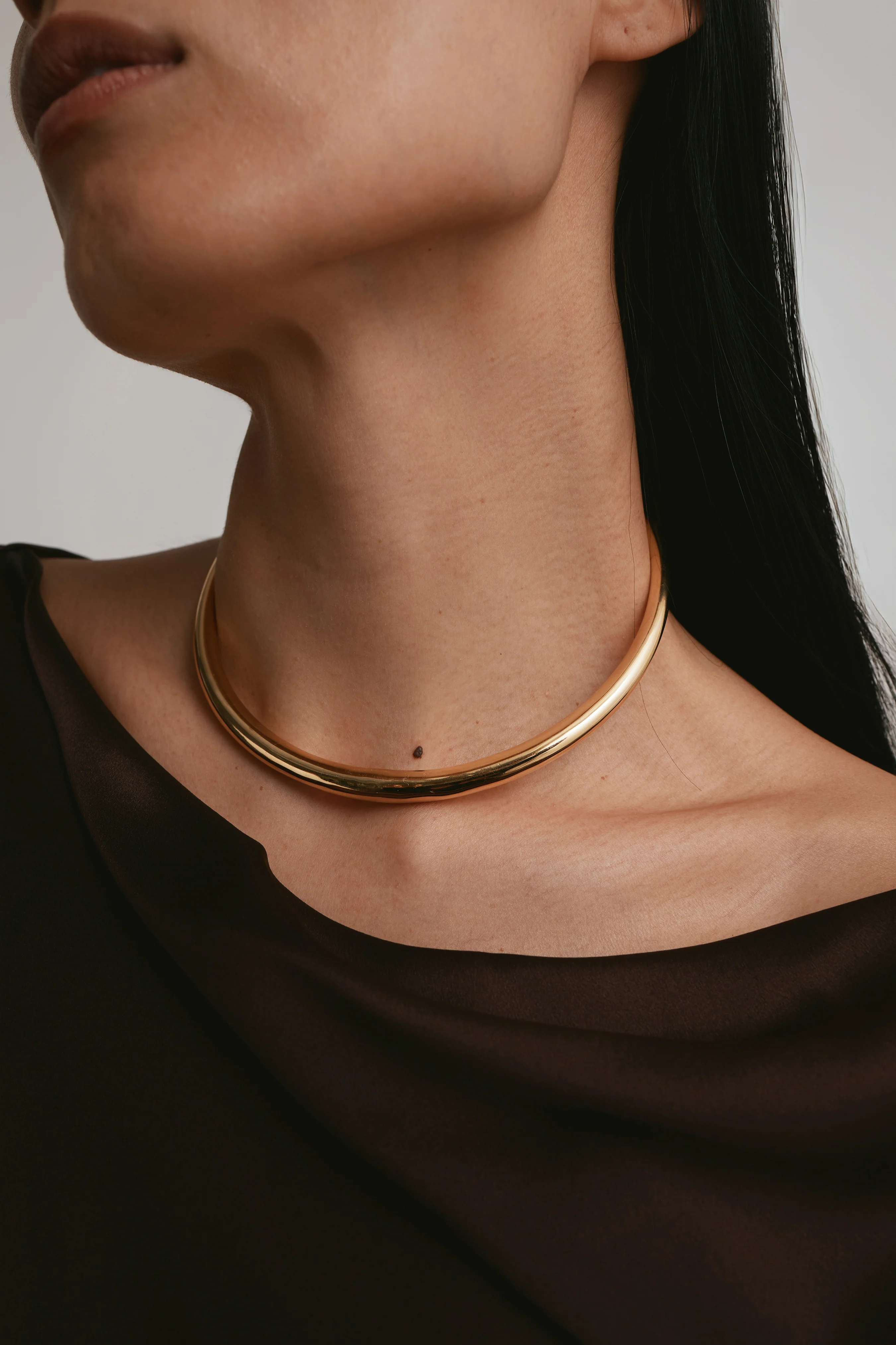 Romy Metal Collar Necklace - Image 3