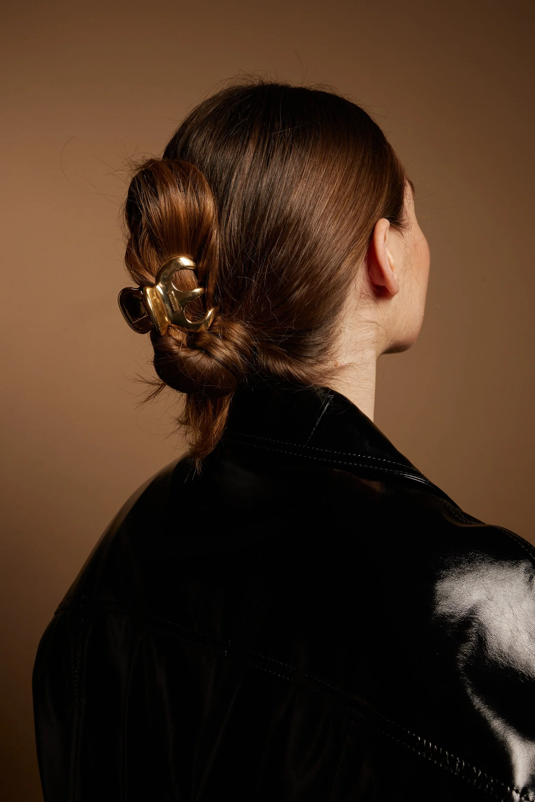 Selene Claw Clip - Image 8