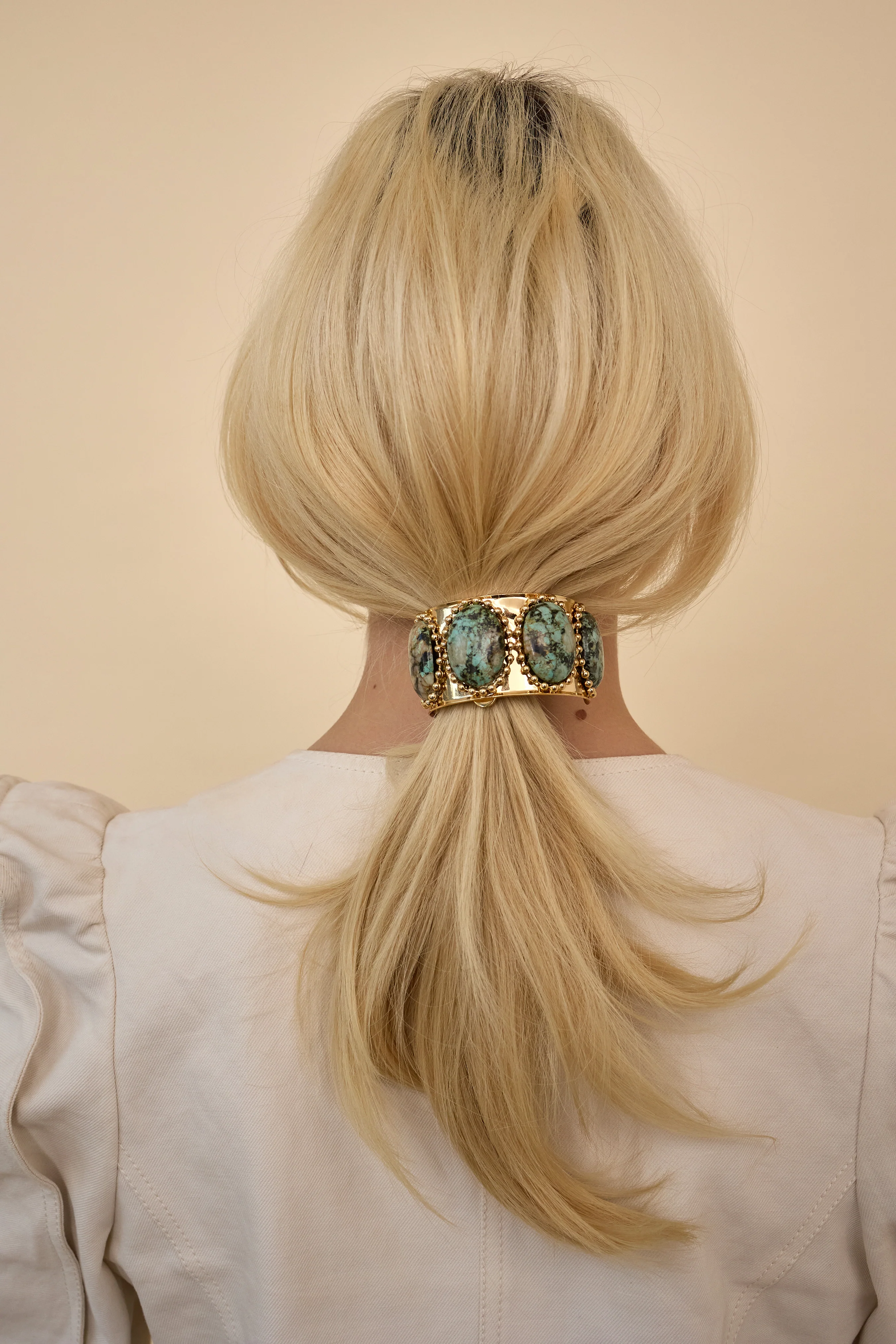 Tera Ballchain Stone Wide Pony Cuff - Image 4